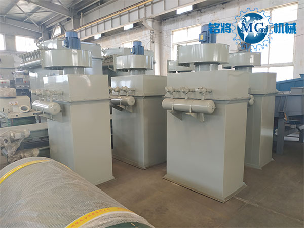 �}�_���m���İ��b���E